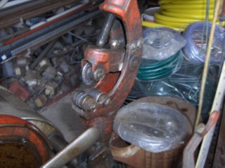 HERRAMIENTA METAL